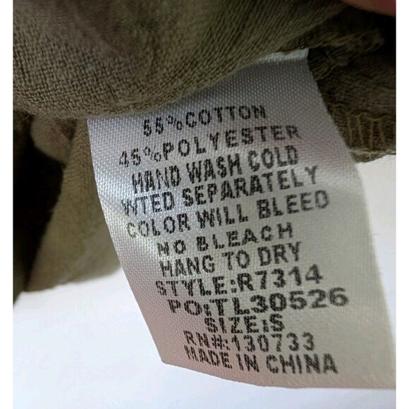 Umgee Women’s Size Small Green Red Floral Off Shoulder Dress - Picture 4 of 7